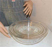 Set of 4 Pyrex Glass Nesting Bowls