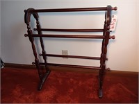All Wooden Quilt Rack. Like New!