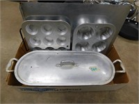 BOX OF ASSORTED KITCHEN TINS