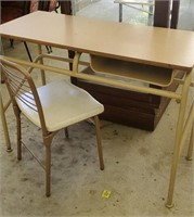 Desk and chair approx 36 x 20 x 30