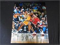 MICHAEL JORDAN KOBE SIGNED 16X20 PHOTO COA