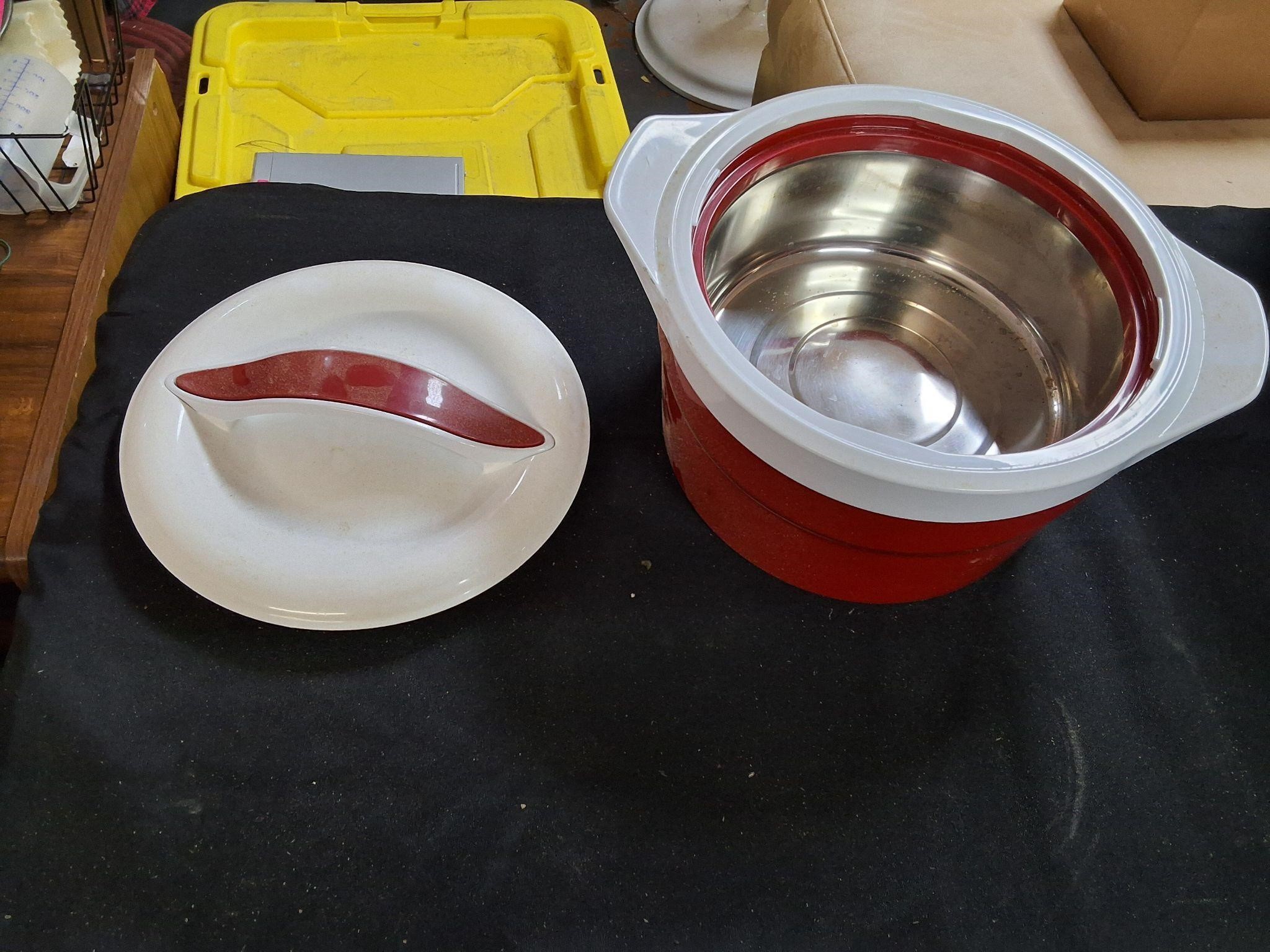 Insulated bowl with lid