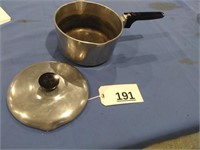 Magnalite 3 Quart Pan with Lid 4683