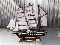 WOOD MODEL SHIP