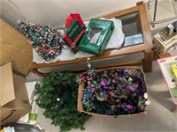 4 Lots of Misc Christmas Decor