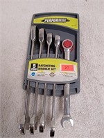 Ratcheting wrench set