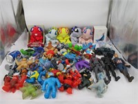Peluches et figurines dont World of Warcraft