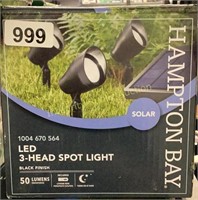 Hampton Bay Solar LED 3-Head Spot Light