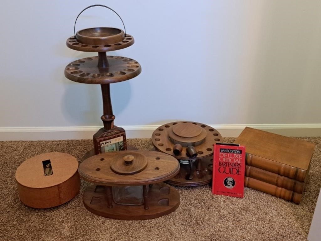 Cigars Stands, Humidor, Liquor Set, Poker Set