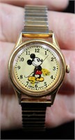 Vintage Lorus Mickey Mouse V515-6080 Watch