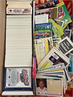 MISC SPORTS CARDS - LOADS