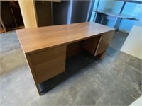 Nice Square edge cont. 4 drawer office desk