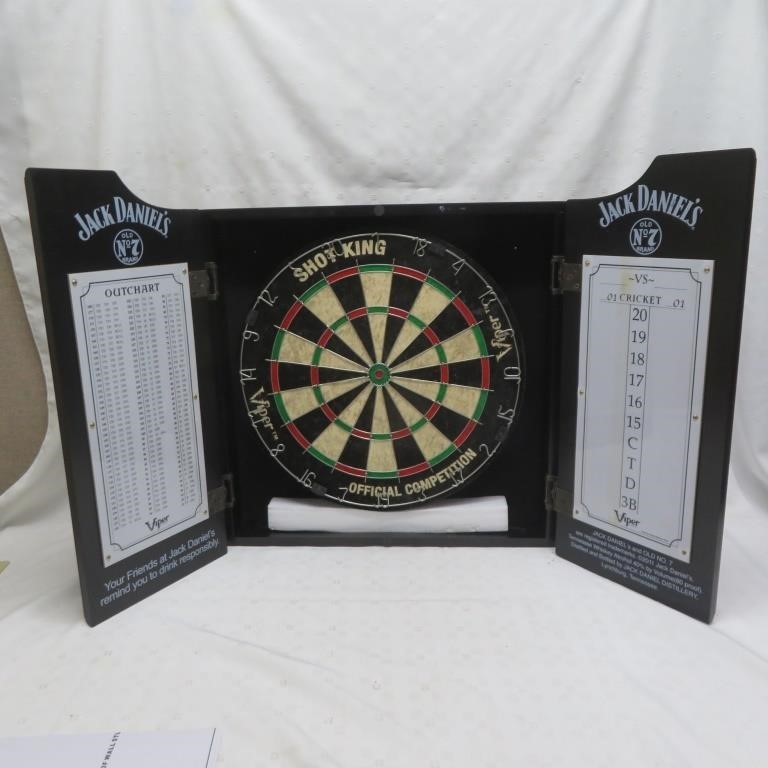 Jack Daniel's Dart Board w / Metal Tip Darts - NIB