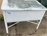 Double Galvanized Rolling Sink, with Lid. 34" x