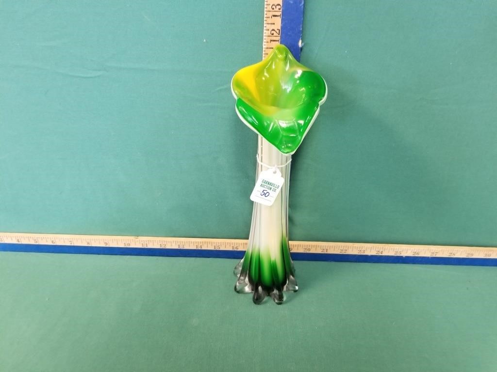 MULTI COLORED GLASS JACK IN THE PULPIT VASE