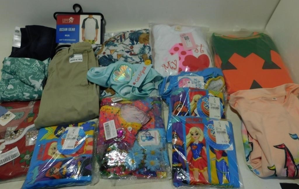 * Resellers Lot of New Children's Clothes