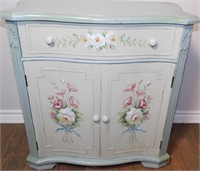 FRENCH COUNTRY CHEST