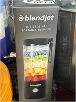 BLENDJET BLENDER RETAIL $60