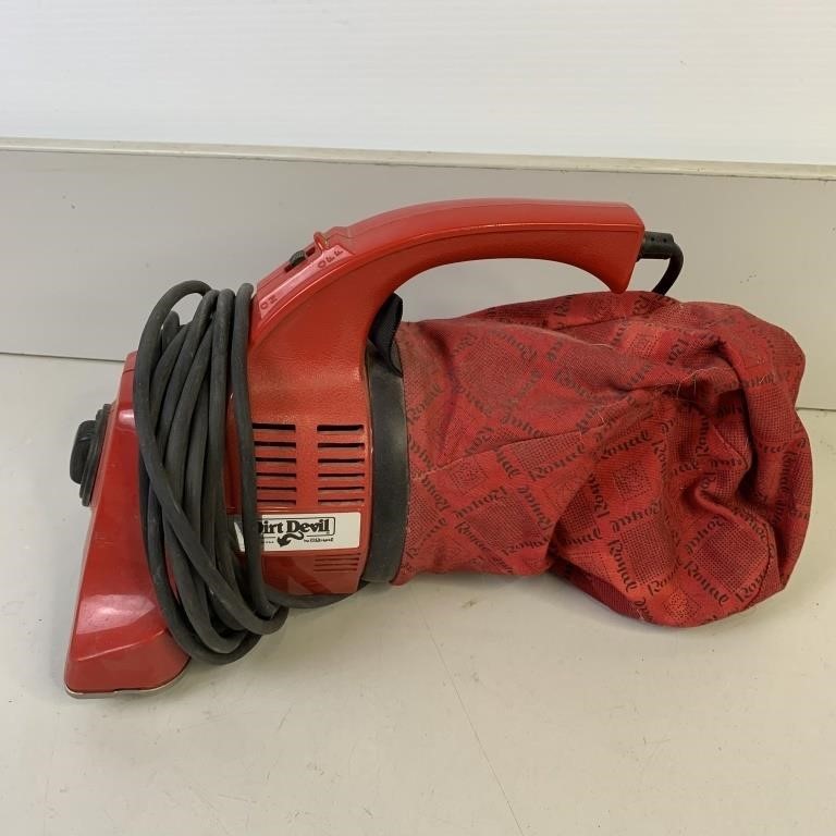Dirt Devil Handheld Vacuum