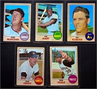 (9) 1961 Topps BB Cards w/ #72 Tommy John