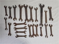 (22) Vintage Wrenches