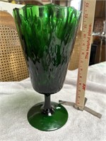 BEAUTIFUL TALL GREEN VASE, 12 IN TALL, NO CHIPS