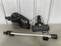 Moosoo vacuum (heavily used) (untested)