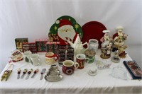 Holiday Serve ware, Drinkware, Décor, Santa's