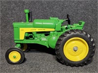 1:16 The Toy Farmer John Deere 630