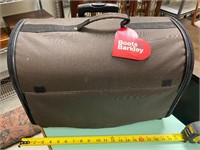 Boots and Barkley pet carrier