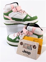 New JEEP Kids Running Shoes Size 29 /195