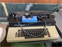 Sperry Remington SR 101 electric typewriter