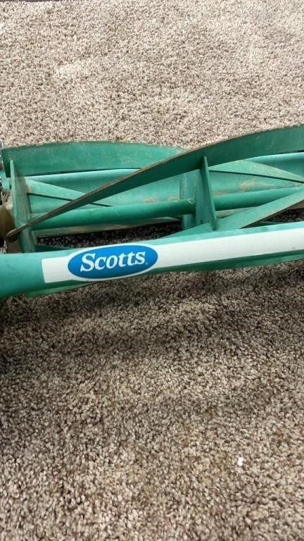 15 Inch Scotts Manual Push Lawn Mower