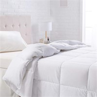 Amazon Basics Down Alternative Bedding Comforter