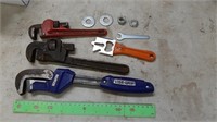Small Pipe Wrenches