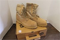 PAIR OF MILITARY BOOTS
