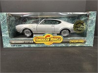 Metal diecast 1/18 scale Ertl Toy NIB