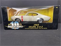 Metal diecast 1/18 scale Ertl Toy NIB