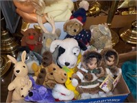 Eskimo dolls, stuffed animals