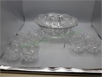 VTG precut glass punch bowl w/8 cups