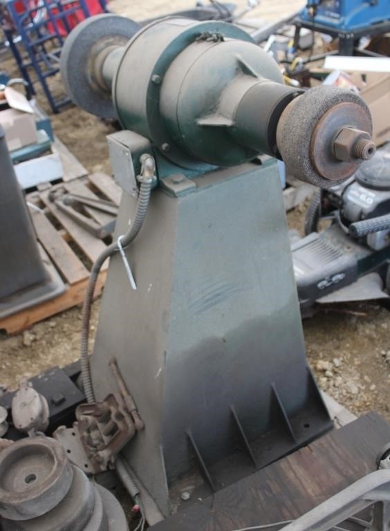 large grinder; 5 wheels;weights