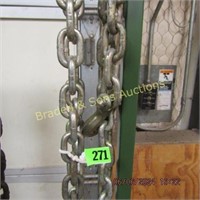 USED 20' CHAIN WITH HOOKS