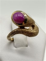 Antique 10K Yellow Gold Pink Star Sapphire Ring