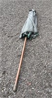 Vintage Cloth/Wood Beach/Patio Umbrella