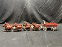 CAST IRON  CLYDESDALE WAGON