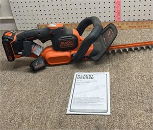 20V B&D hedge trimmer w/batterie and charger