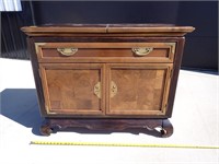 Broyer Hill Cabinet