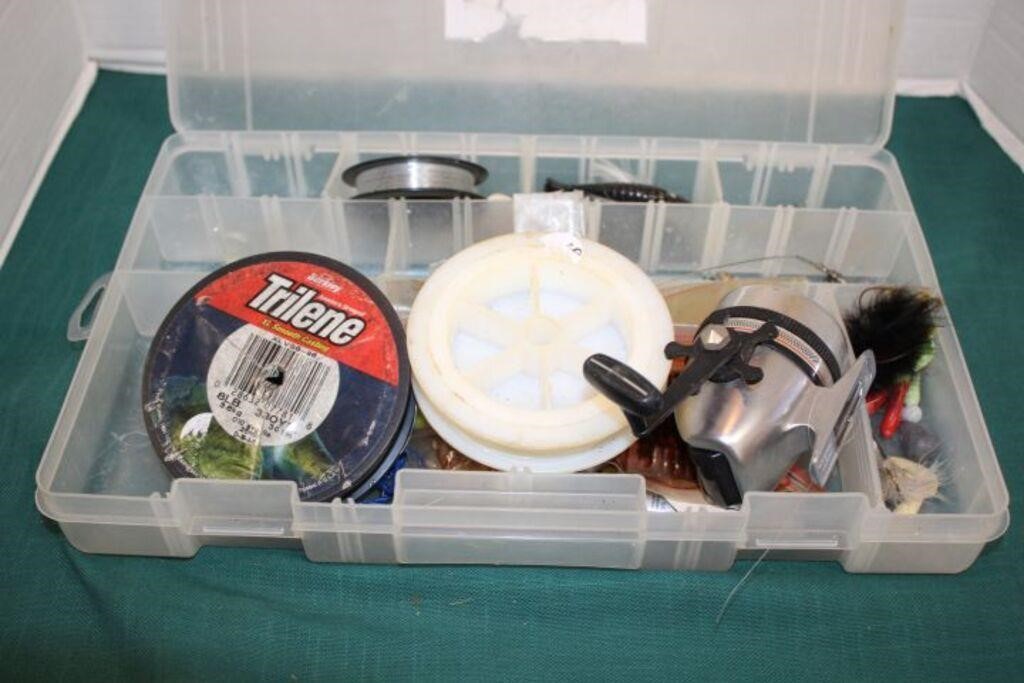 PLANO DIVIDED BOX WITH FISHING CONTENTS