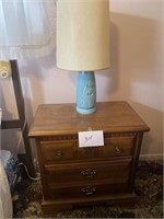 NIGHT STAND and LAMP- matches 167/192