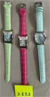 351 - LOT OF 3 WATCHES (I121)